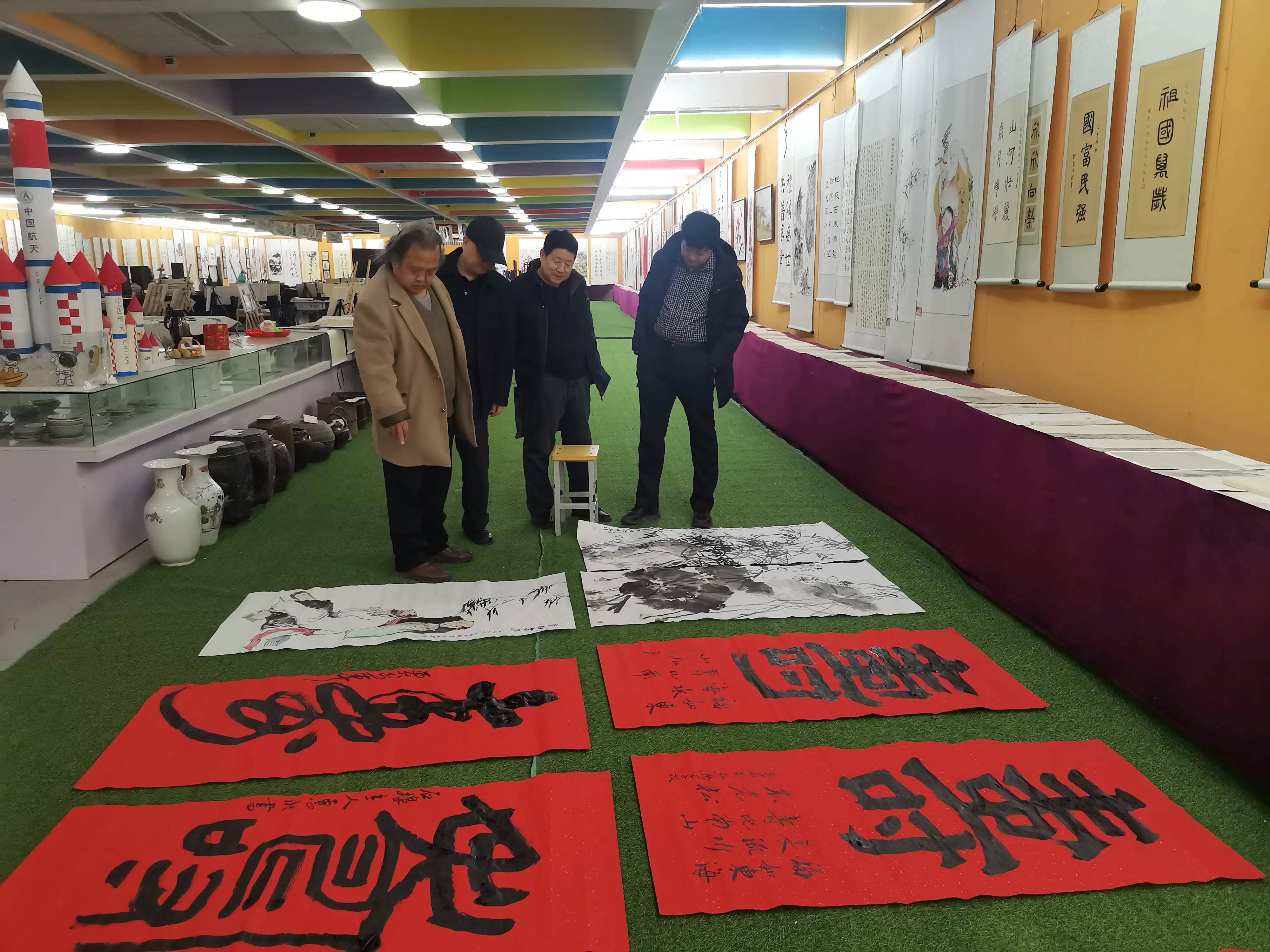 邯郸市延安精神研究会书画院"送文化下基层"走进弘济学校