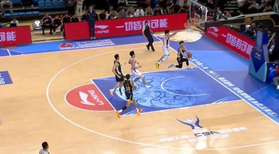 无愧广东库里之名！徐杰俱乐部杯大放异彩，球迷呼唤他征战世预赛