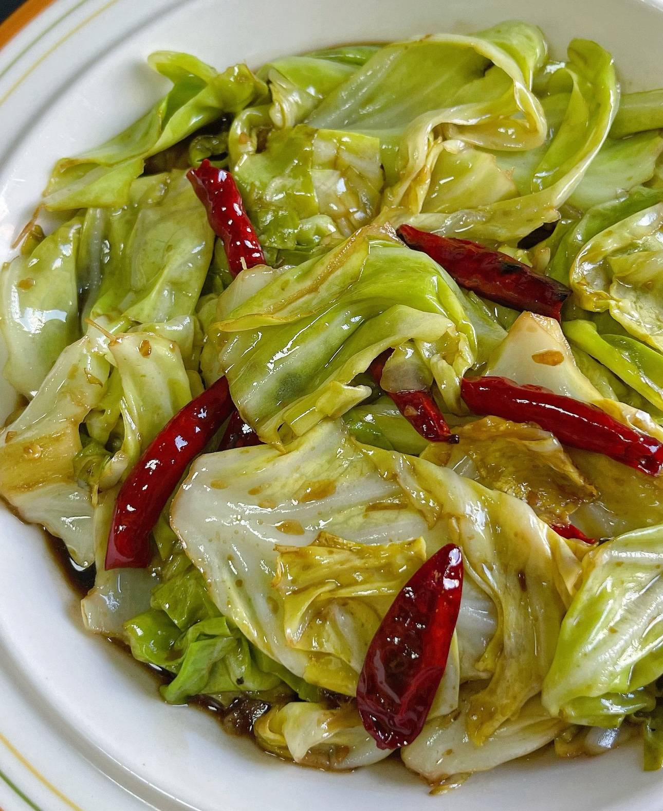 素炒圆生菜这样做口感竟然比吃肉还过瘾?脆嫩爽口好吃到爆
