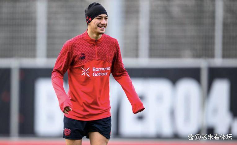 德甲14轮前瞻:勒沃库森迎战科隆,一场“空中对决”与边路较量即将上演!