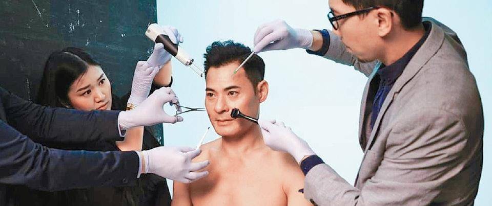 自觉当演员被动,近年重心半转行发展