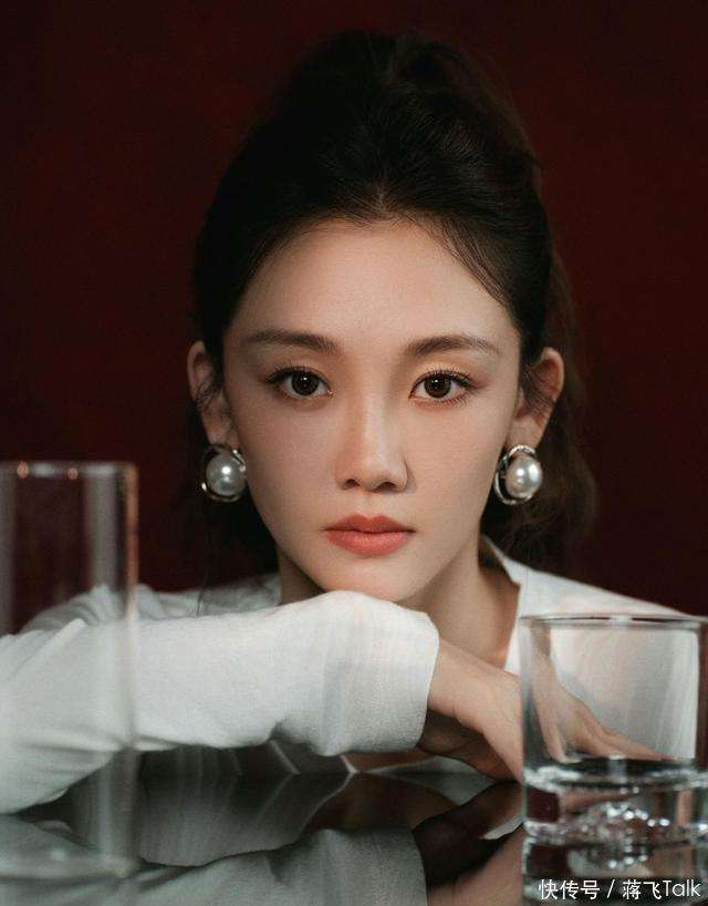 《芳华》过去8年了,冯小刚亲选的三美,如今差距太明显