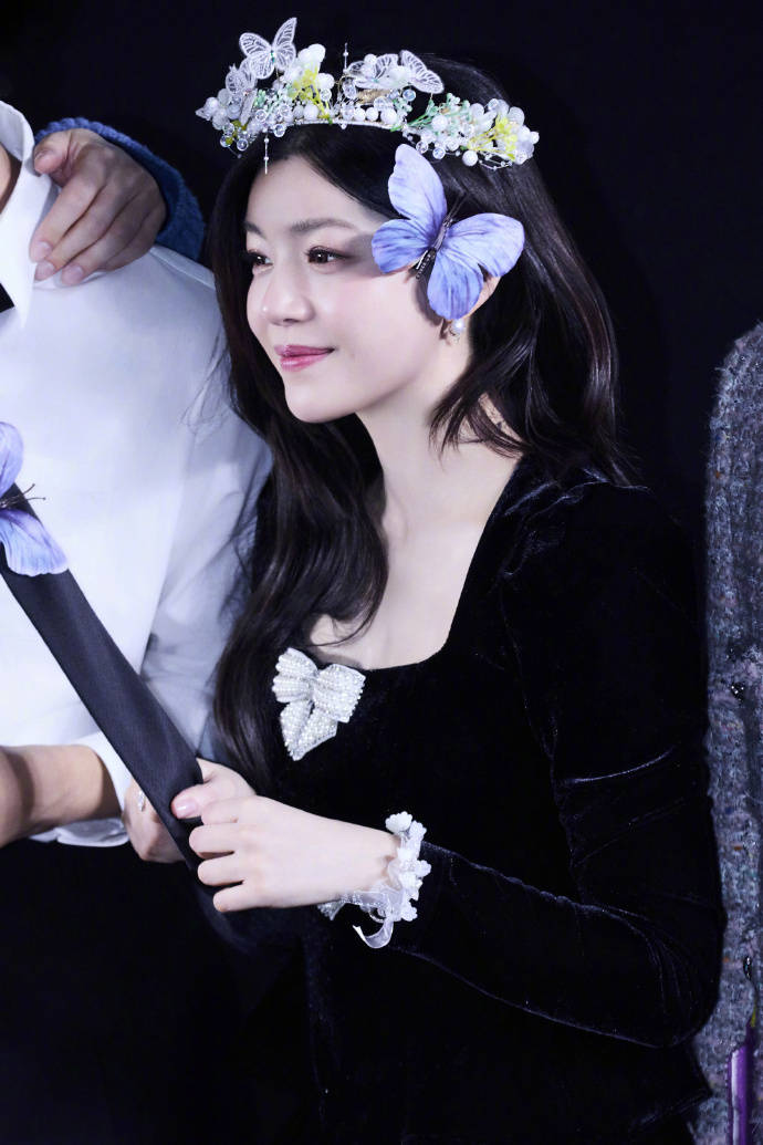 陈妍希带儿子参加亲子派对,离婚后穿超短裙容光焕发 插图6 陈妍希带儿子参加亲子派对,离婚后穿超短裙容光焕发 插图6