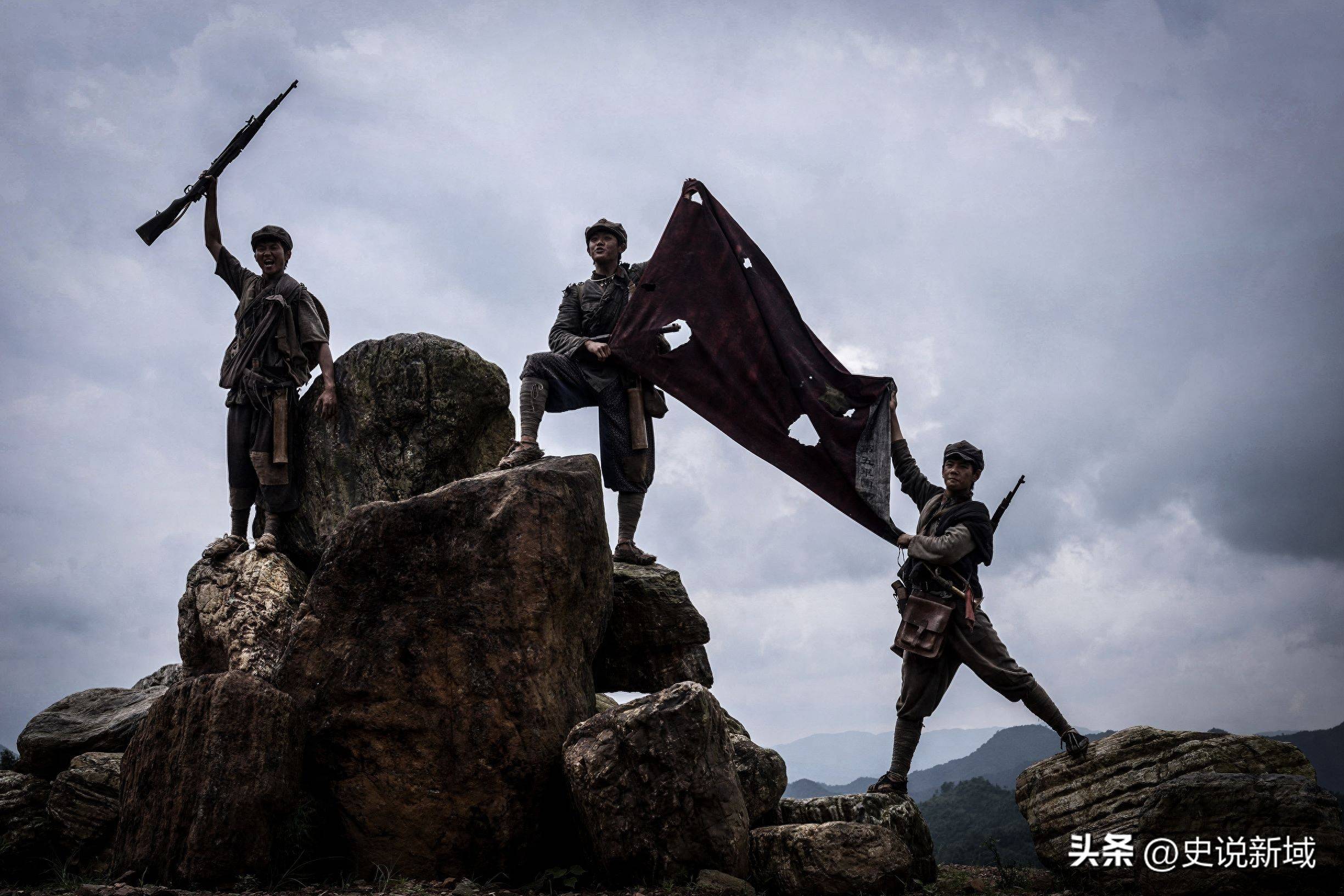 红军一个团失踪,中央多次调查无果,七十年后真相浮出水面