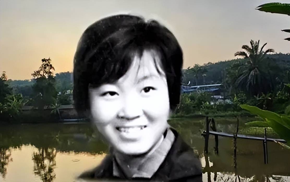 1970年4月,17岁的朱梅华带着激动和期待,提着网兜,背着行李,踏上了