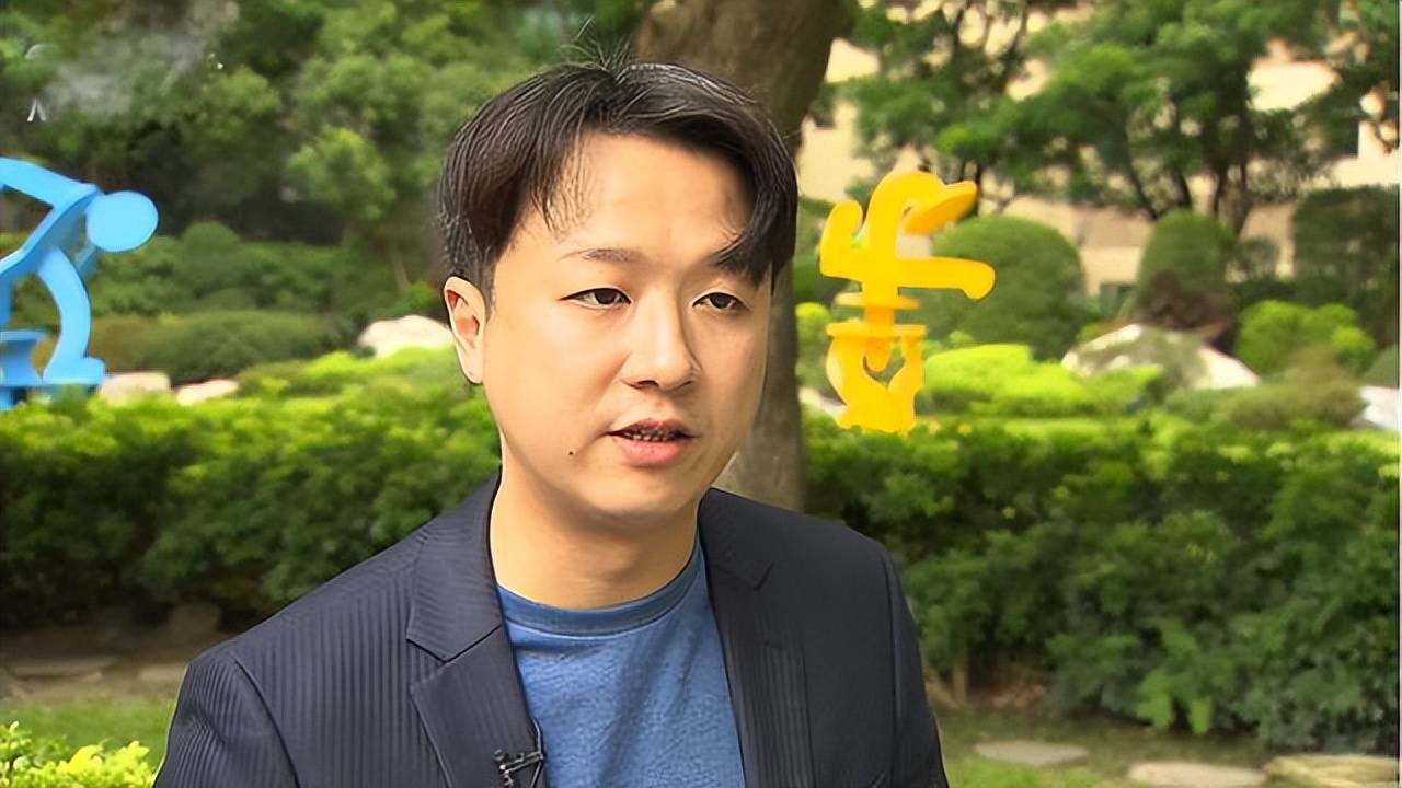 二,名嘴的台前幕后然而,后来李正皓因涉及一宗性丑闻,虽然他一再辩解