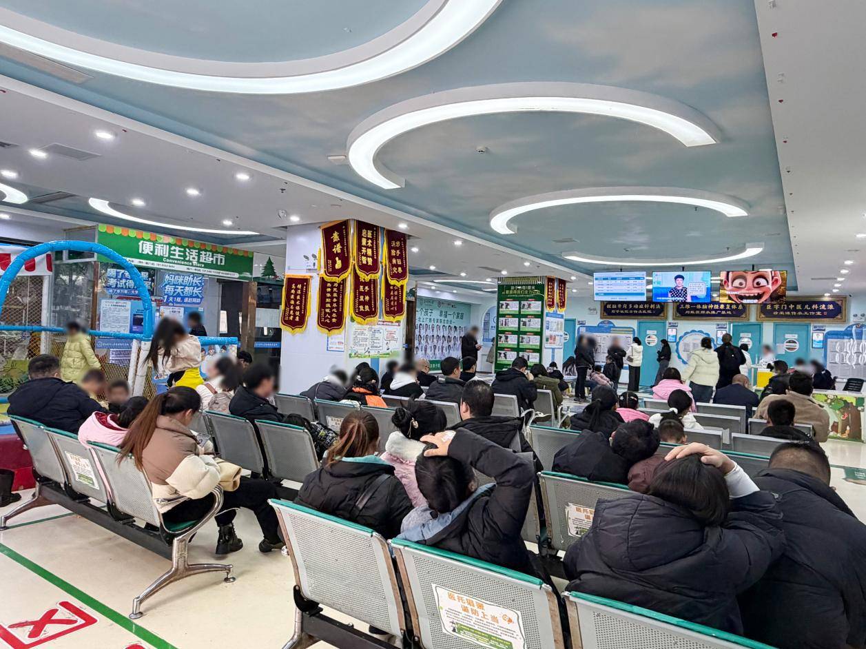 关于中国中医科学院眼科医院预约挂号陪诊一体儿童看病专人照看，家长格外放心的信息