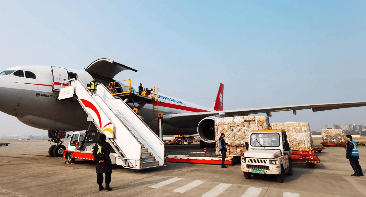 充电宝飞机上能带多大容量的？最好的充电宝排名第一名，充电宝上飞机攻略