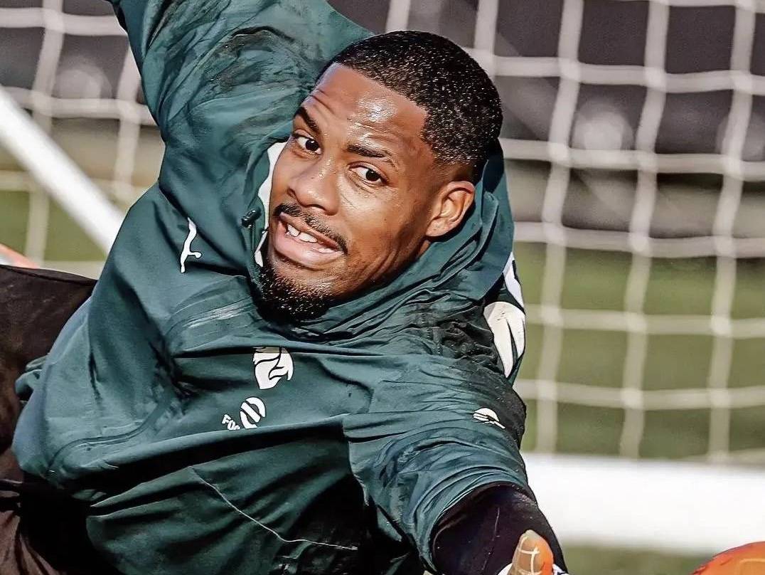 意甲媒体透露：米兰球员拉比奥特认为，迈尼昂能留下将是最伟大的引援