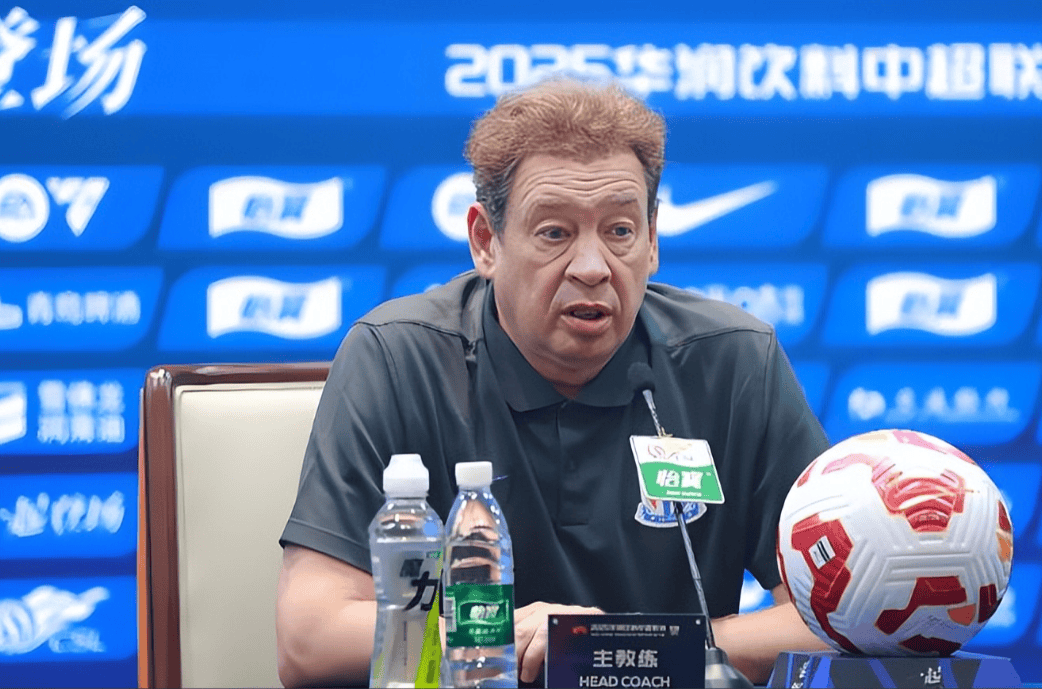 中国足球最动人的传承！上港与徐根宝的故事，看完肃然起敬！