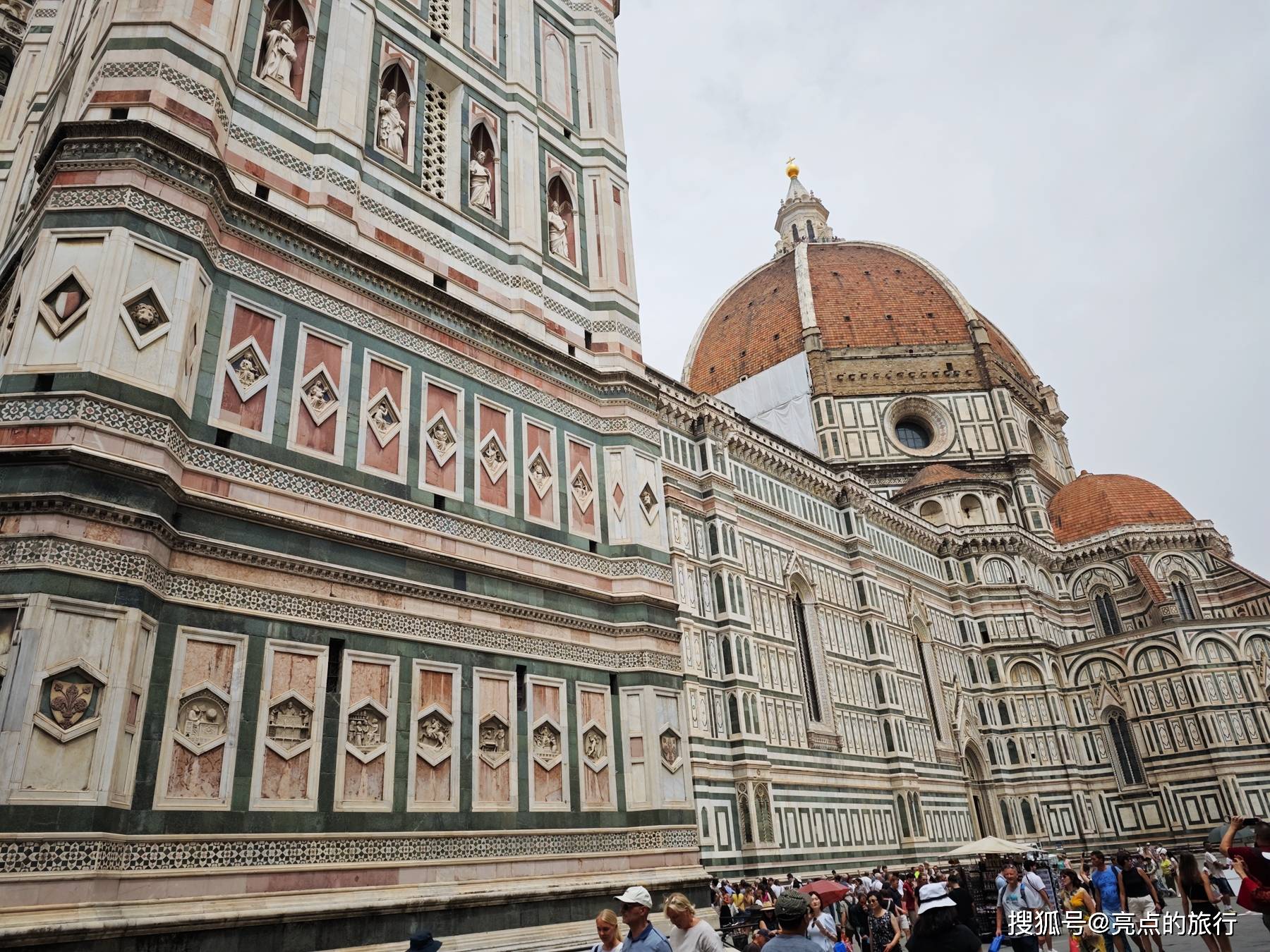 在欧洲当旅游特种兵（佛罗伦萨圣母百花大教堂、圣十字教堂）-华闻时空
