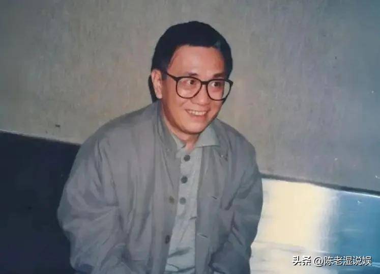 一生好色又贪杯,抛弃怀着三胎的妻子,却才华惊世,让后世膜拜