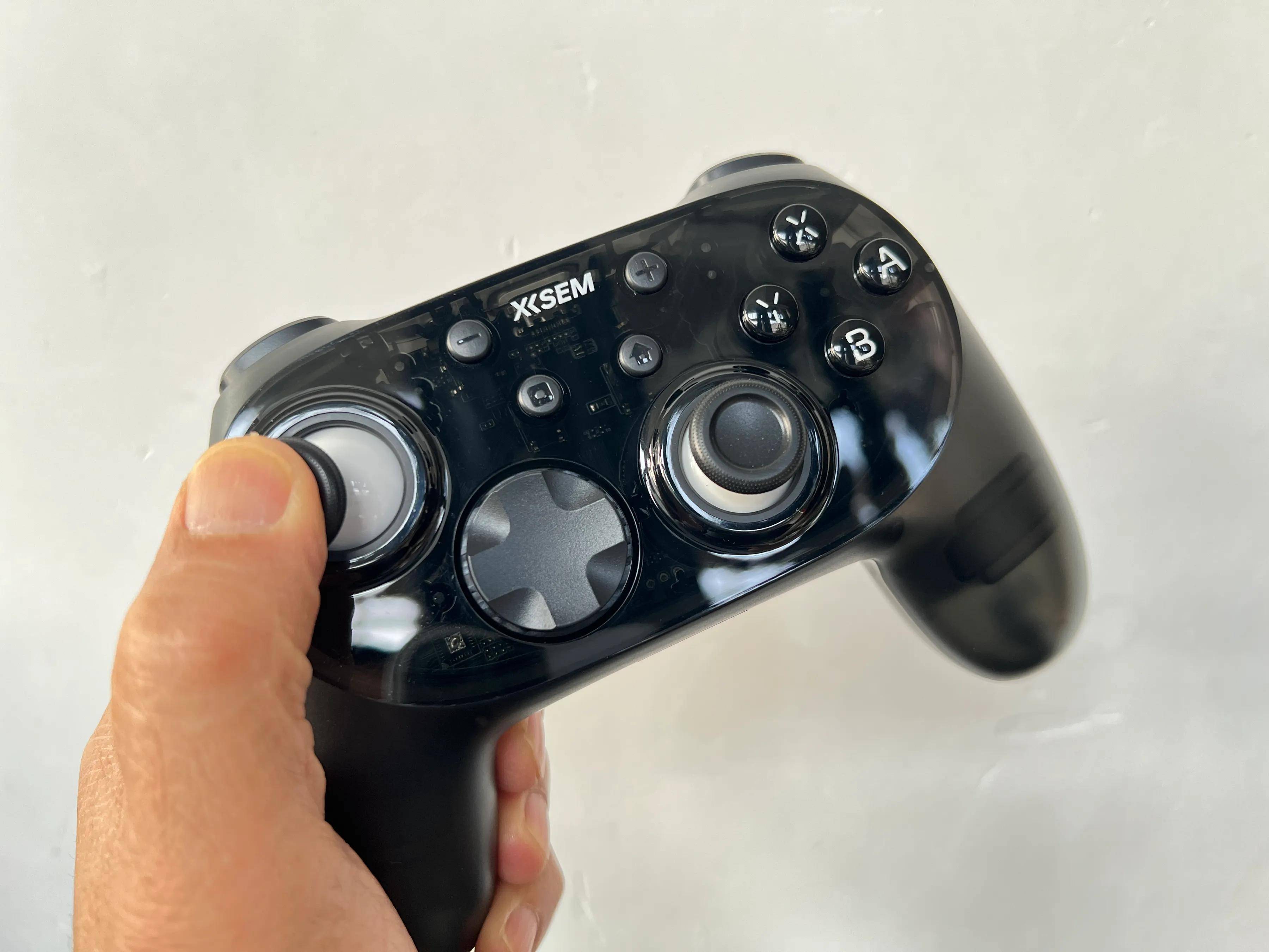 百元档内无对手，表现专业零短板！体验西圣GC1游戏手柄