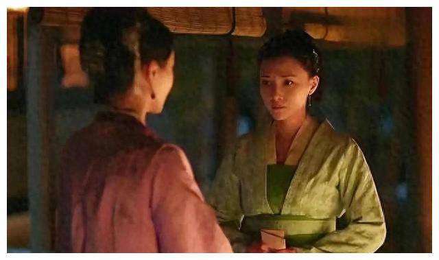 古代夫妻就寝时，通房丫鬟就守在床边，夫妇俩真不会觉得尴尬吗