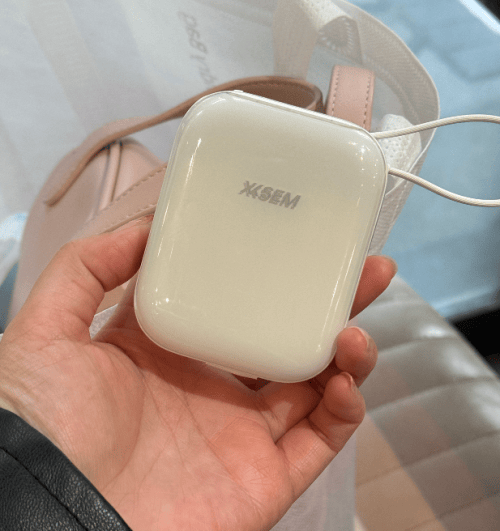 最适合苹果手机的充电宝推荐哪款？精选适合苹果手机充电宝推荐，磁吸稳、不发烫充电宝！