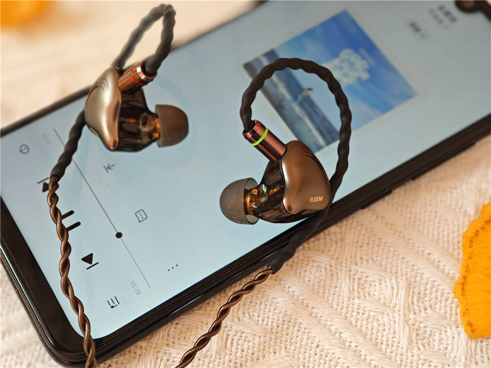 无线时代的有线坚守者：西圣HiFi耳机打造沉浸式听觉体验