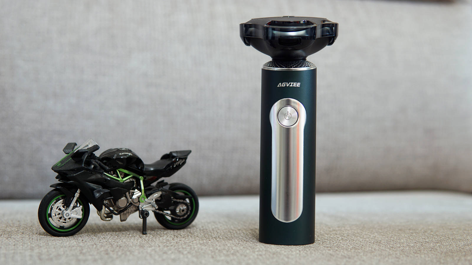 三层刀网剃净力遥遥领先!未野MAX剃须刀:23000高转速媲美千元机