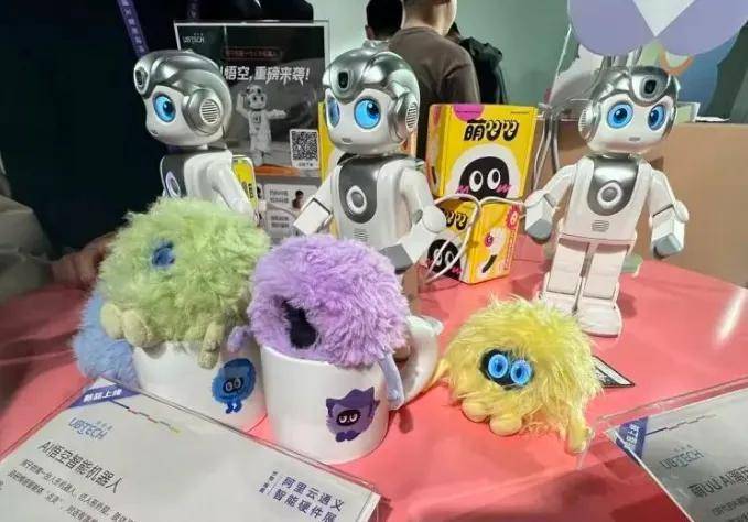 阿里云入局AI硬件，通义大模型全面接入