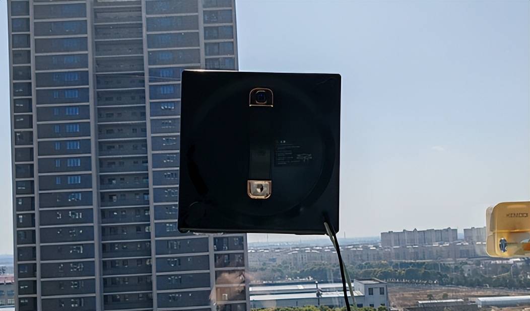 全自动擦窗机器人什么牌子好用?2026擦玻璃机器人品牌排行榜前十名,高层必备神器