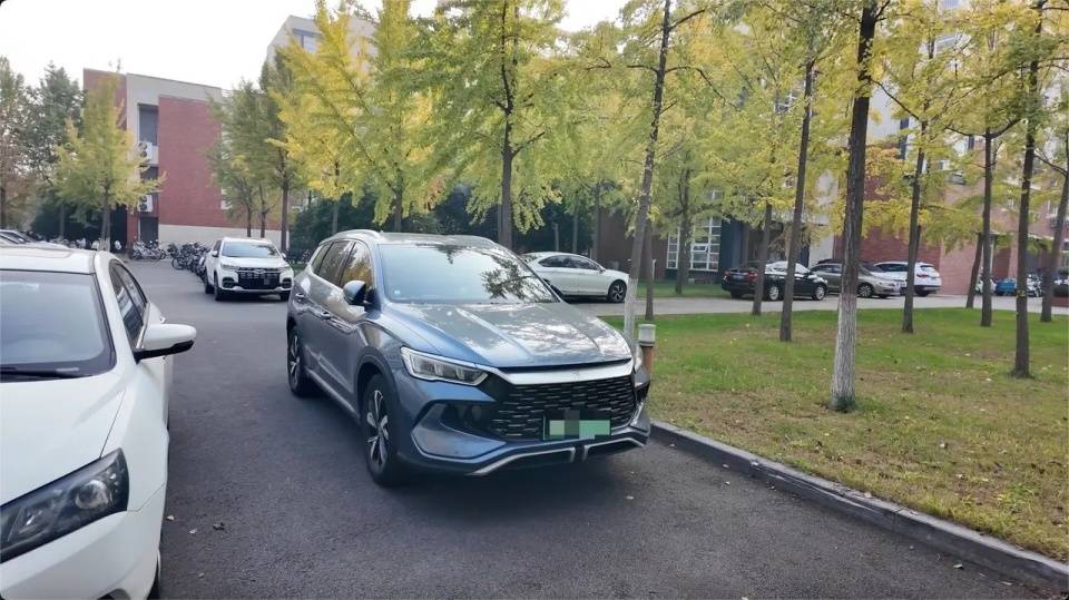 不但雷军想不到，估计连余承东也没想到吧！高校老师最喜欢的车不是问界，也不是小米，而是比亚迪！