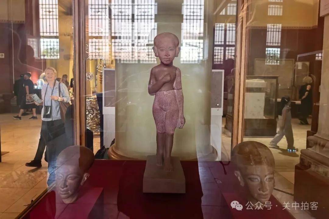 埃及博物馆:参观埃赫那吞文物展厅