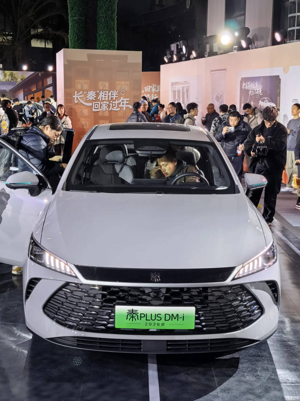 不但雷军想不到，估计连余承东也没想到吧！高校老师最喜欢的车不是问界，也不是小米，而是比亚迪！