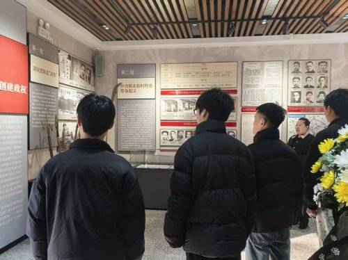 颍泉区司法局联合团区委开展未成年社区矫正对象“青橙工程”活动(图3) 颍泉区司法局联合团区委开展未成年社区矫正对象“青橙工程”活动(图3)