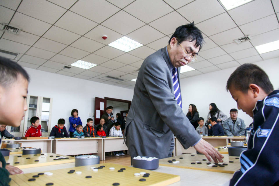 世间再无棋圣！聂卫平病逝享年74岁，曾开创中国围棋新时代，与青岛围棋颇有渊源