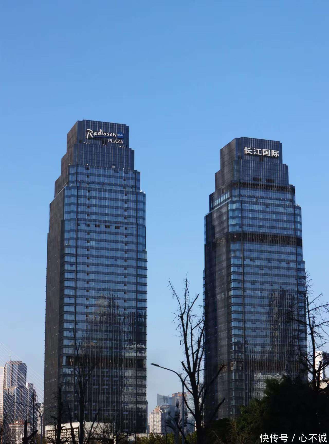 时代峰峻又有多少四代五代粉是在弥补一二代小时未能陪伴的遗憾