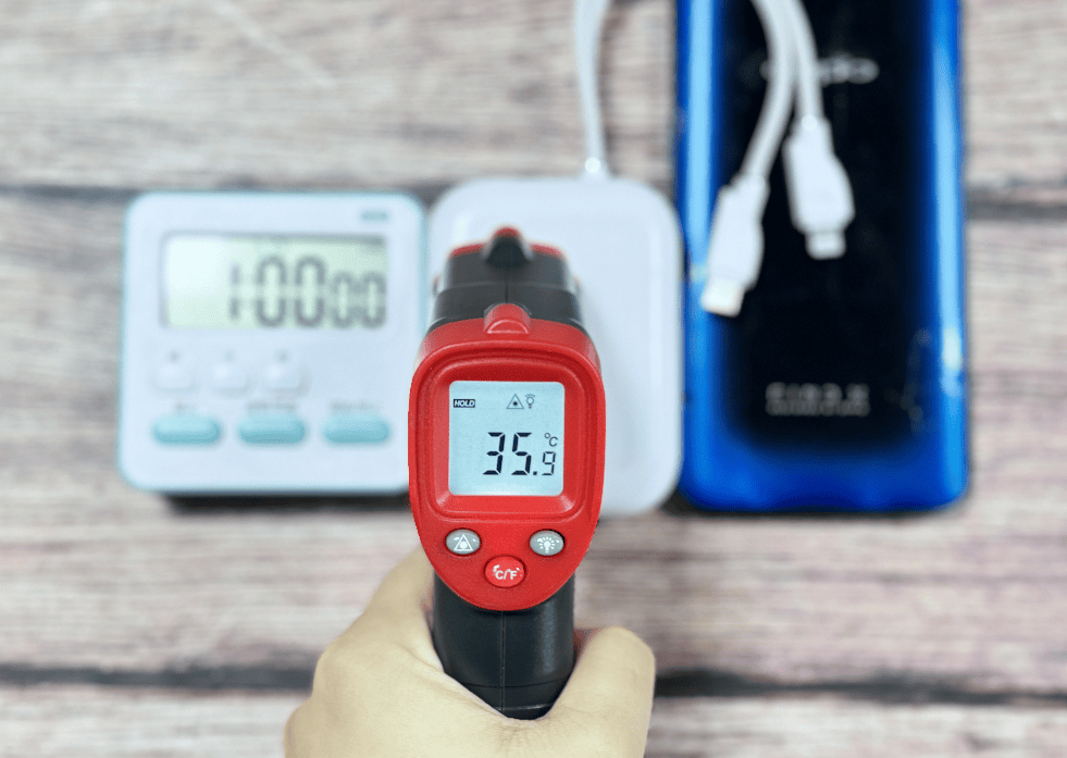 10000毫安充电宝可以用多久？图拉斯、西圣、小米充电宝详细对比