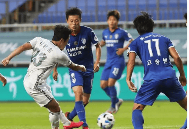 在亚冠小组赛G组的第三轮比赛中，山东泰山客场挑战韩国