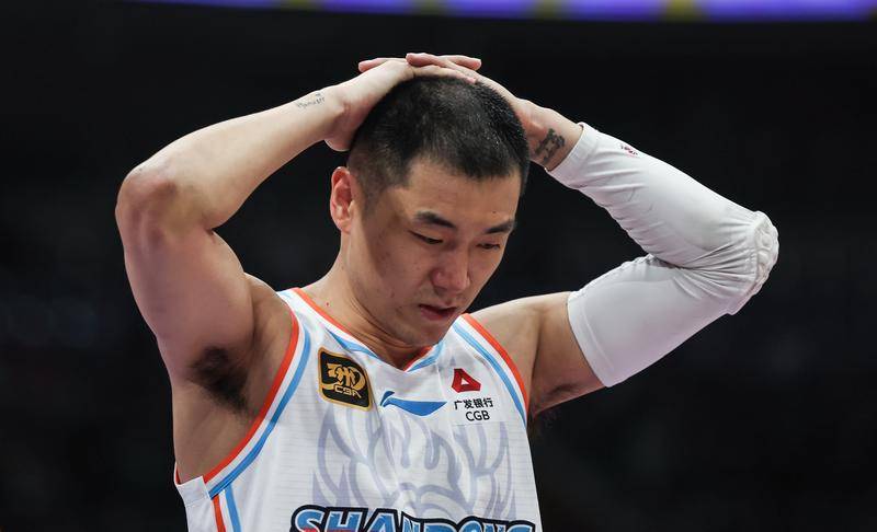 铁闸！高诗岩9+4+4防下一场胜利 他入选国家队绝非意外