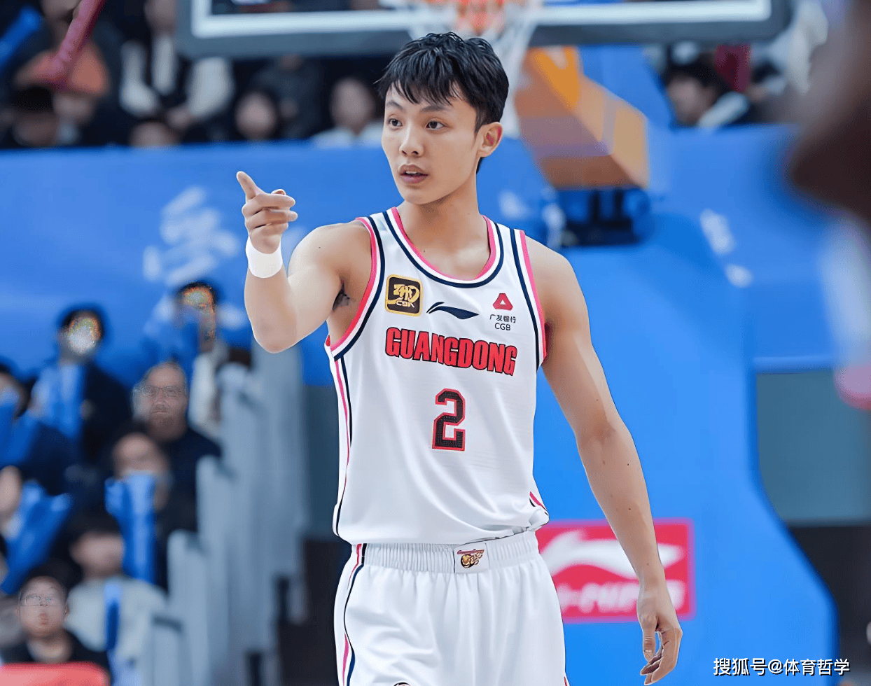 广东队发文祝贺徐杰
