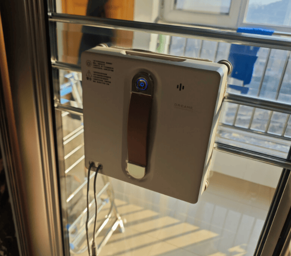 擦窗机器人怎么选？大户型高性价比必看！2026热门机型选购攻略