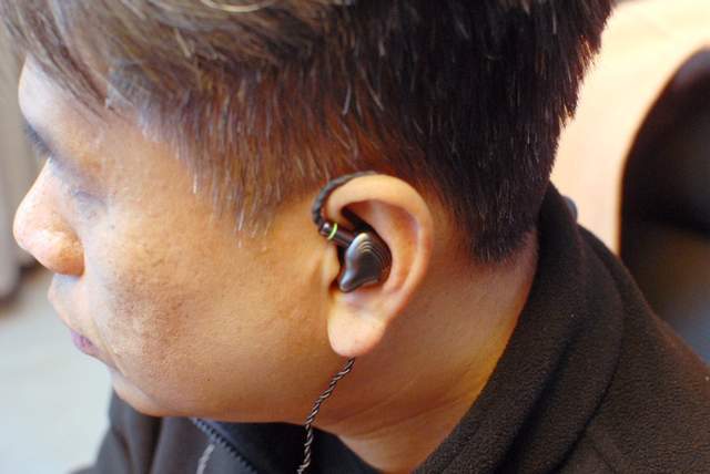 百元级耳机里的"战斗机":西圣HiFi1如何用黑科技吊打千元旗舰?