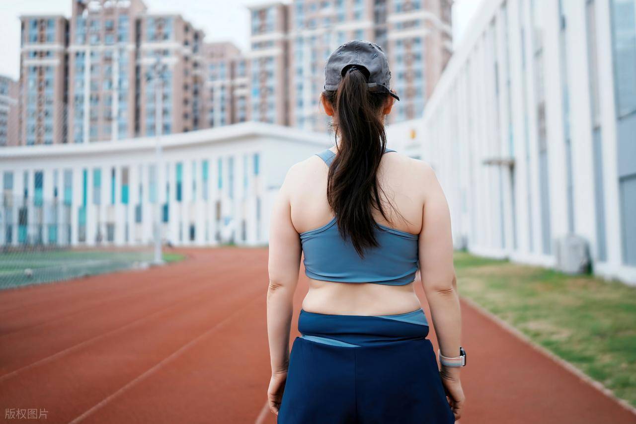 挑战极限，重塑自我：佰景健康分享大基数人群科学增肌减脂全攻略