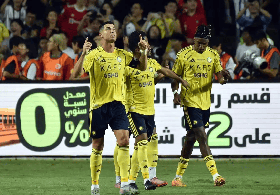 周四001沙职联焦点！穆拜赖兹征服死磕吉达联合，本泽马带队冲亚冠+80%交锋碾压