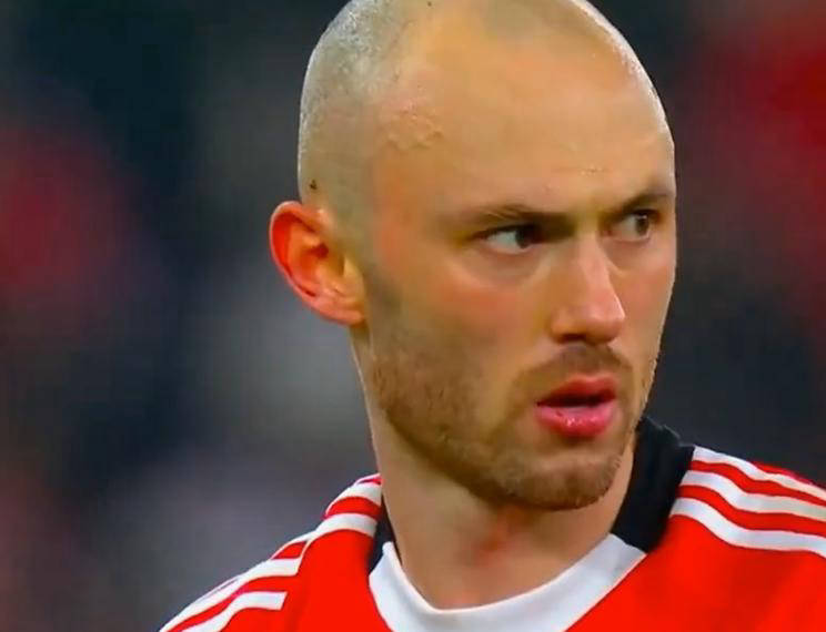 惊天逆转！穆帅带领本菲卡4