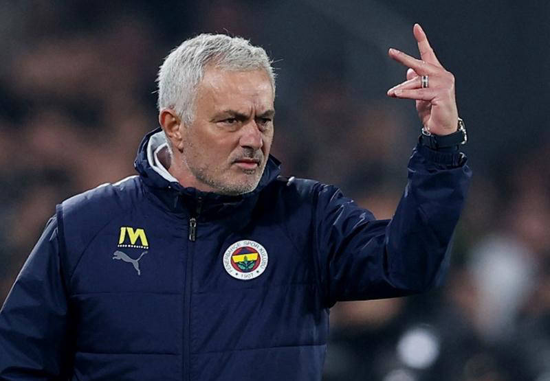 穆里尼奥连续两年书写奇迹，令曼城和马赛心惊胆战，创造欧冠历史新记录