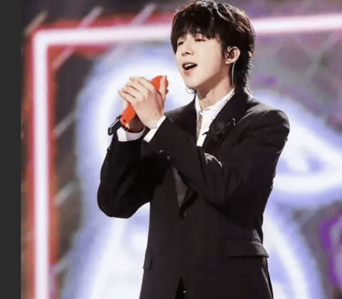 原创            刘宇宁现身第三次春晚联排