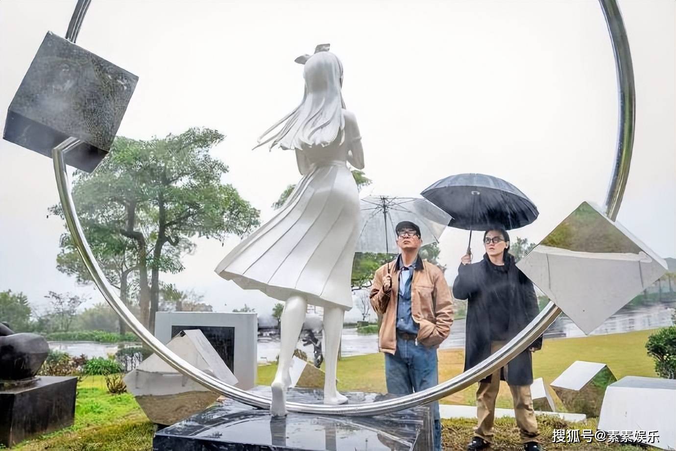 具俊晔为大S雕像取名《熙媛的永恒轨道》，设计过程全部公开