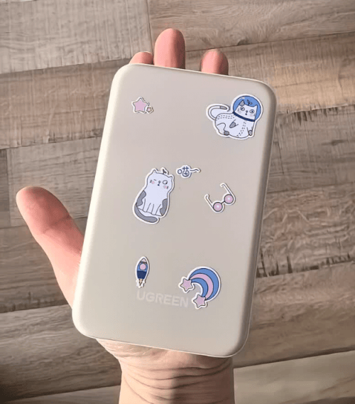 什么牌子的充电宝最好？十大公认耐用充电宝品牌排名，充电快容量大