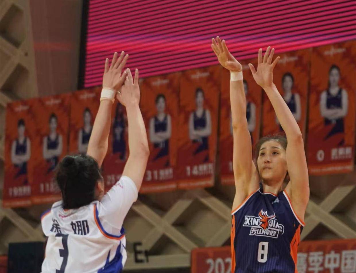 又美又能打！中国女篮32岁1米86王牌满血复活：轰30+10夺八连胜