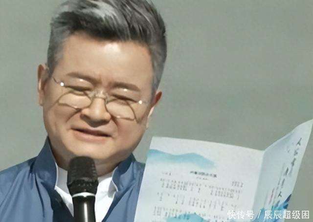 原创            他是央视知名主持人，31岁因一句话离央视赴美国，如今51岁怎样了