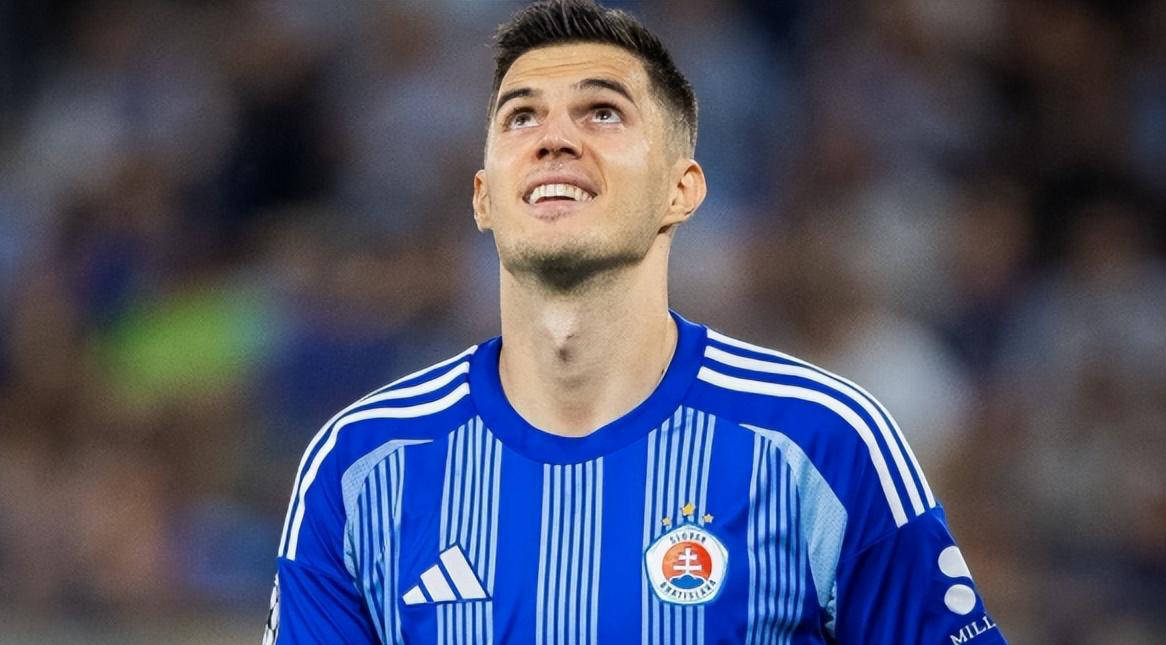 大鱼现身！浙江队零转会费锁定欧冠中场巨星，神操作让中超争冠梦燃起