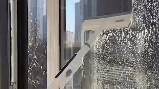擦玻璃外窗用什么工具好？擦窗户外面的玻璃怎么擦?擦外窗神器排行榜第一名推荐