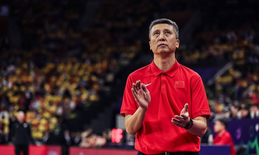 破案了，中国男篮赢台北，杨鸣点名3大功臣，句句不提郭士强