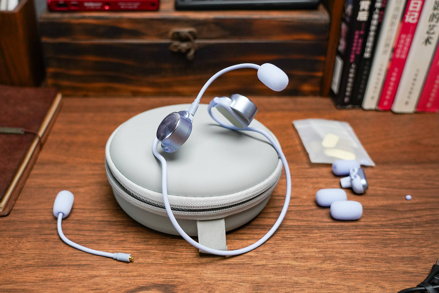 弱水时砂SpeakFeel:底大一级压死人,把音响挂在耳朵上