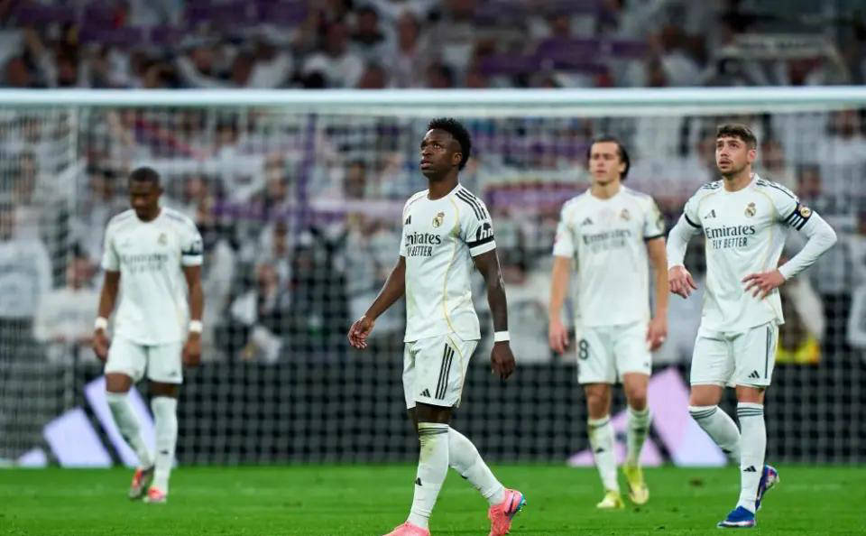 皇马主场爆冷告负,更衣室气氛凝重 自认欧冠仍存希望