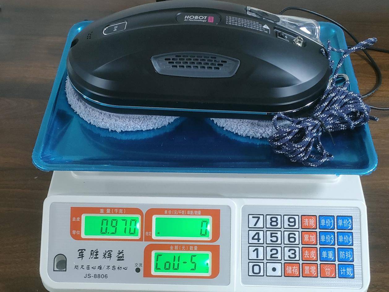 擦窗机器人横评：玻妞388好用吗？希亦W1、小狗W7百元到千元级实测对比